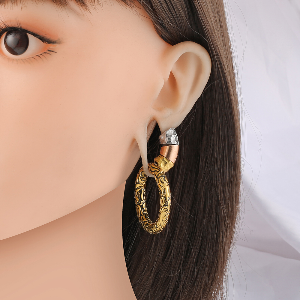 Giga 1/2Pcs Hammered Ear Weigh - Body Jewelry Hangers ulasan dan harga